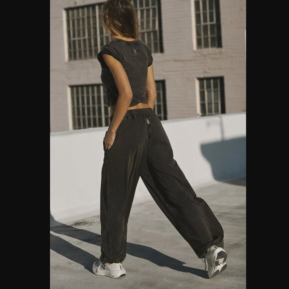 Free People Movement Crossover Set by Free People Charcoal size Small - Picture 2 of 12